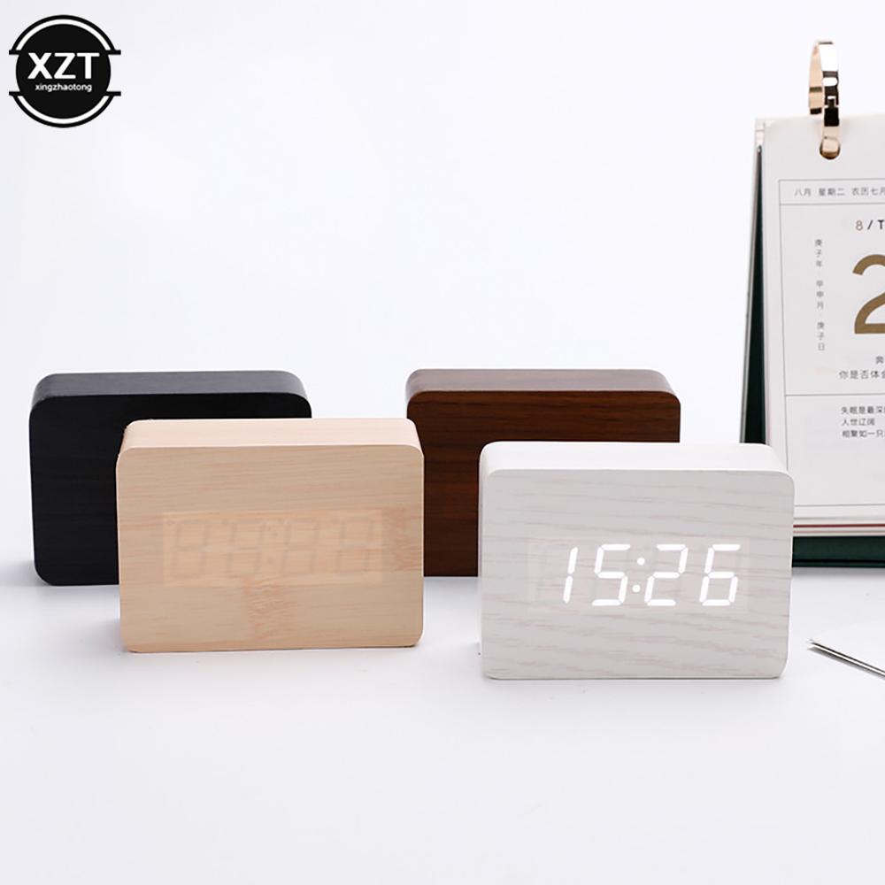 Fashion Alarm Clock LED Wooden - Leatherwork Desk recension och pris